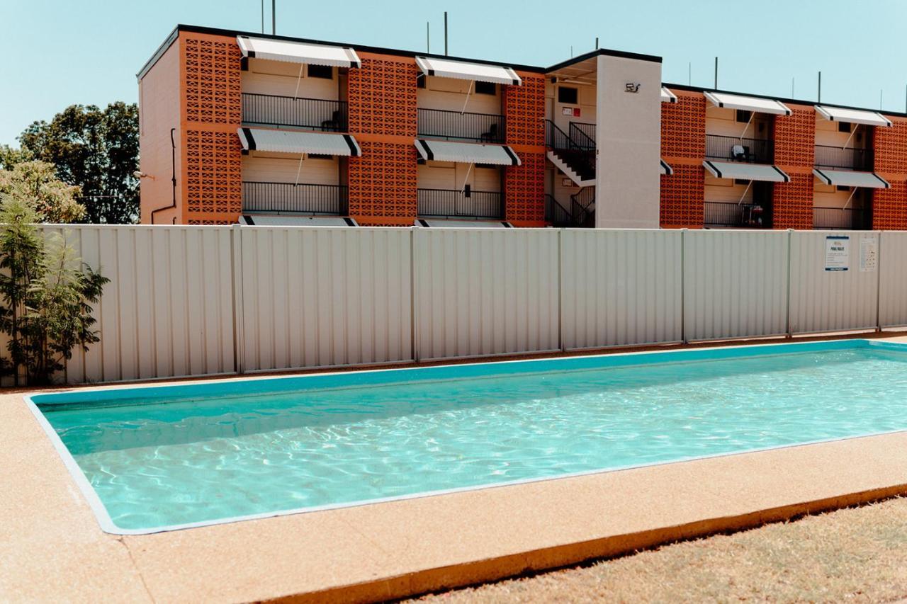 Nightcap At Barkly Hotel Mount Isa Exterior photo